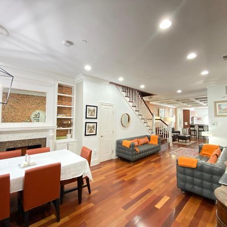 Classy Victorian Brownstone Subway Shopping Washington Eksteriør bilde