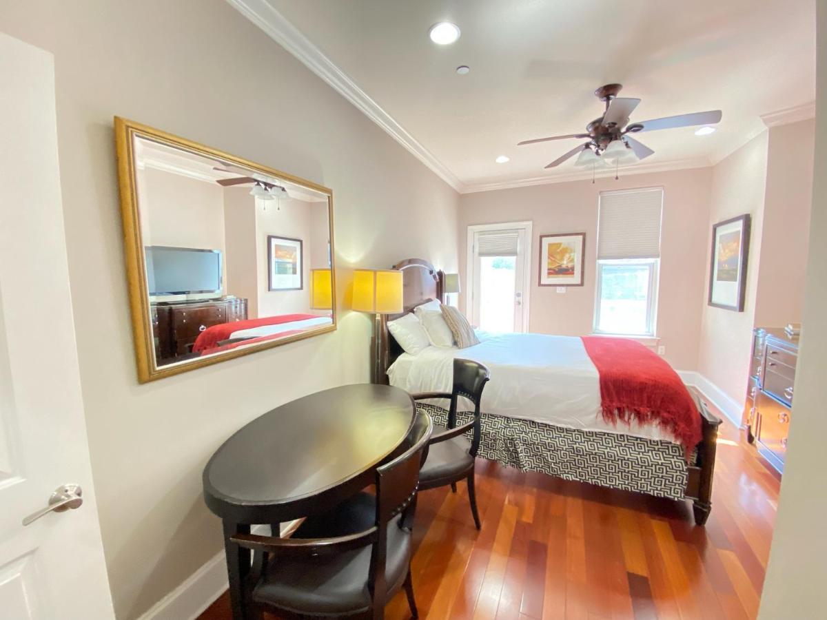 Classy Victorian Brownstone Subway Shopping Washington Eksteriør bilde